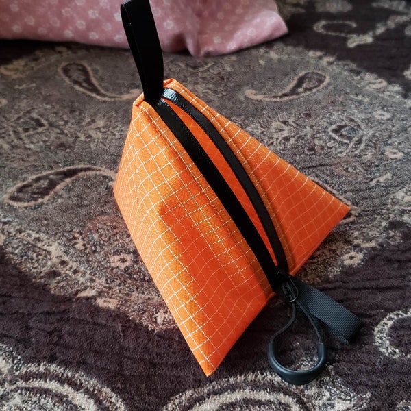 Dyneema gridstop pyramid gear pouch (orange)