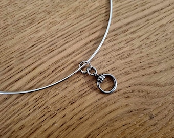 Stainless Steel O-Ring Day Collar: Minimalist Wire Choker