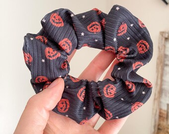 Jack O' Lantern Pumpkin Scrunchie: Soft Rib Knit Hair Tie