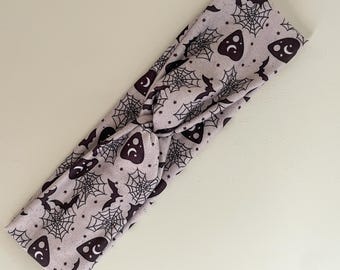 Diadema con telaraña de murciélagos Ouija, turbante elástico anudado, banda fina para el sudor que no te hará doler la cabeza, con un toque de bruja espeluznante.