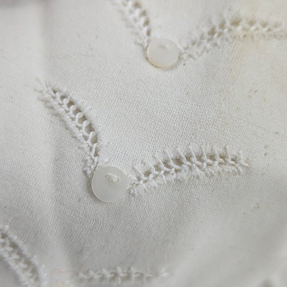 Vintage Hand Stitched White Gloves - Dainty with … - image 2