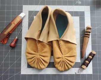 Traditional Cherokee Pucker Toe Moccasins