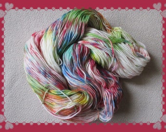 Handgefärbte Sockenwolle 4-fach mit Merino ca. 100 Gramm LL ca. 400 Meter (158)