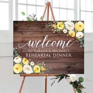 Signo de bienvenida de cena de ensayo rústico, signo de boda de ensayo, signo de paisaje, flores amarillas y blancas, W958