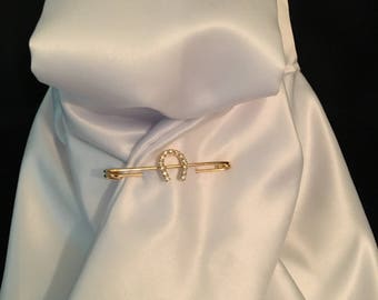 Classic white satin pre-tied hunter/derby stock tie