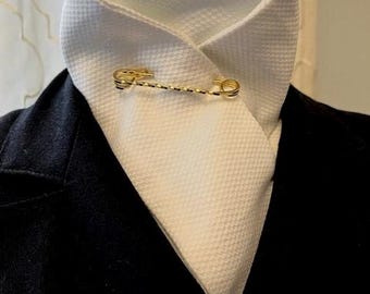 hunter derby stock tie