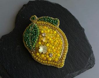 Broche perlée au citron, épingle au citron faite à la main, perles, broche au citron entier, cadeau pour elle