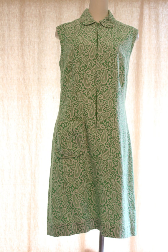 Vintage green paisley sheath dress