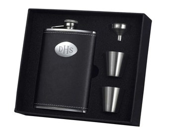 Personalized Flask for Men, 8oz Stainless Steel Black Leather Flask Set, Groomsmen Flask, Flasks for men, Flasks for Groomsmen - VSET39-1116