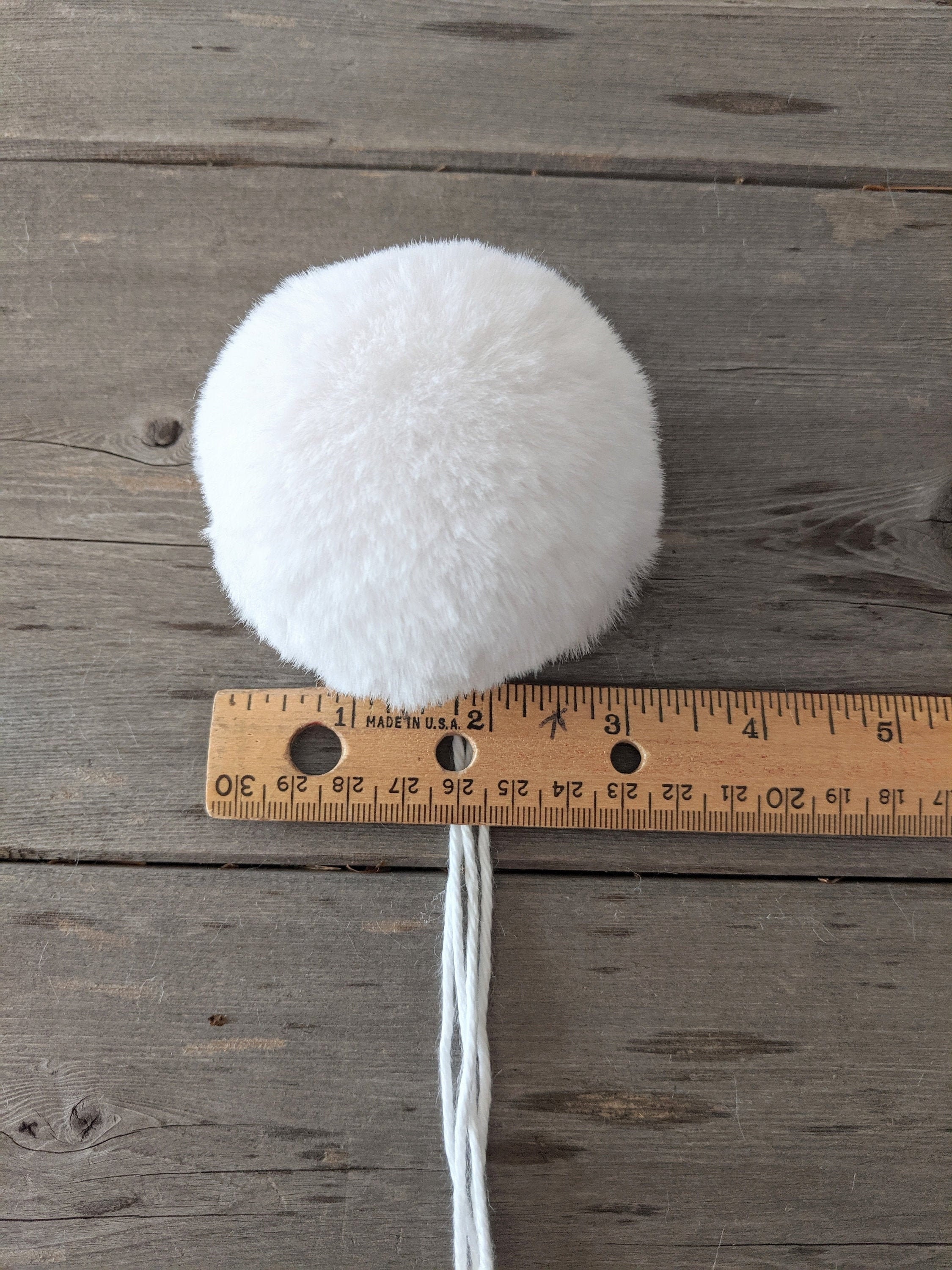 Fake Snowballs Rabbit Tails 3 Inch White Pom-poms 4 Pieces/pkg. nm40000773  