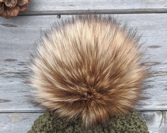 Faux fur pom pom, CARAMEL BLONDE, luxury, neutral color, warm blonde with dark tips, small, medium, large, extra large