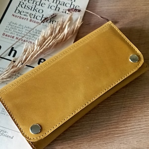Women's leather wallet Long card holder Minimalist slim wallet zipper pocket holder distressed leather card wallet image 1
