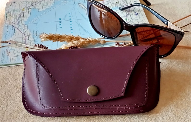 Sunglasses Case Leather handmade eyeglasses case Storage leather case Designer case Sunglasses holder image 5