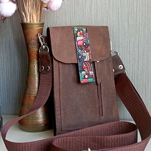 Leather sleeve Cell Phone Neck pouch bag Travel neck purse iPhone wallet case
