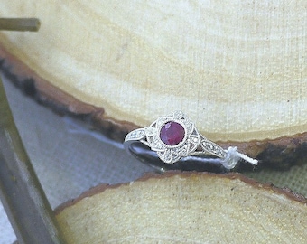 18K solid gold ruby and diamond art deco ring
