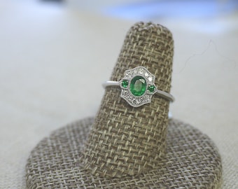 18K solid gold emerald and diamond art deco ring