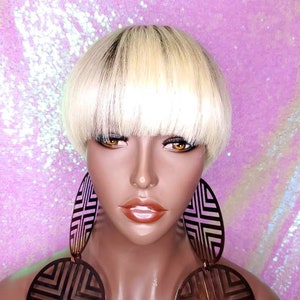 Pixie Cut Peruk: Blond Remy Äkta Hår Skålklippning