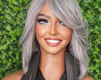 Gray Bob Wig: Short Layered Straight Hairstyle with Bangs