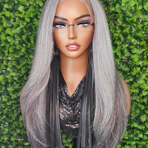 ロングダークソルトペッパーグレーレースフロントウィッグ ヤキストレートヘアウィッグ グレーヘア ホワイトヘア シルバーヘア ナチュラルミックスグレーヘア ロングバージョン