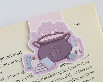 Witches Cauldron Magnetic Bookmark – Book Accessories – Page Saver – Page Clip - Cute - Reading - Book Lover - Halloween - Witch Vibes