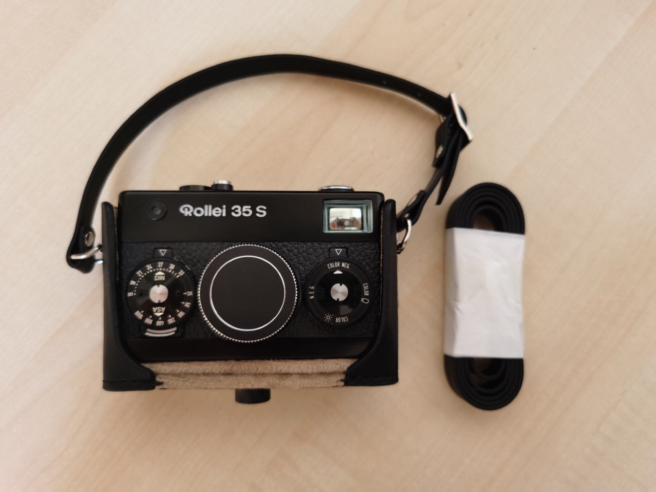 Rollei 35 レンジファインダーカメラ 書き込も ブラック Rollei 35 レンジファインダーカメラ 書き込も ブラック