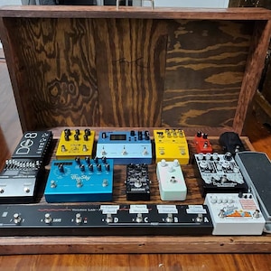 Custom Socal pedalboard/case