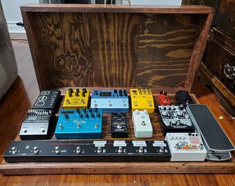 Custom Socal pedalboard/case