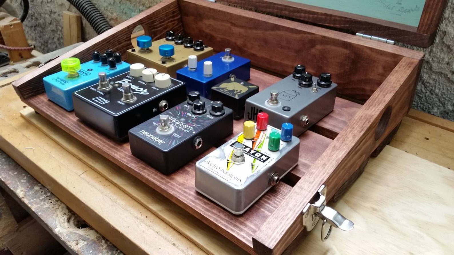 Pedalboard/case Etsy