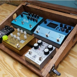 Pedalboard/Case image 10