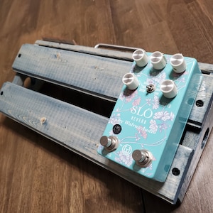 Small Guitar Pedalboard board