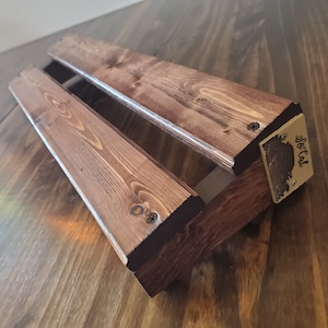 Guitar pedalboard wood
