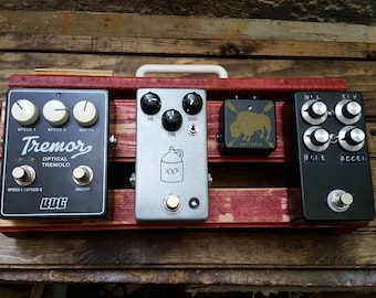 Mini guitar pedalboard