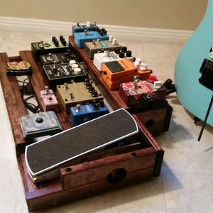 Large 2 tier guitar pedalboard