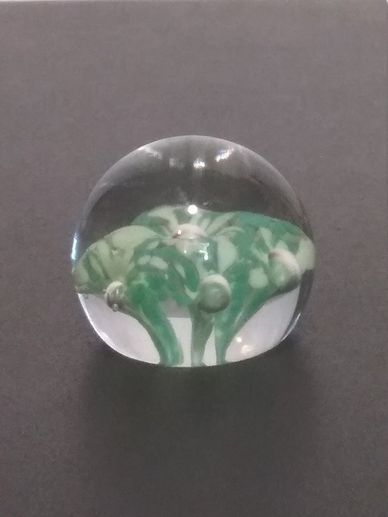 Pretty Round Trumpet FLOWERS GLASS PAPERWEIGHT, Bubble Glass Paperweight, Vintage Green Floral Paperweight, Collectible Art Glass, Office image 3