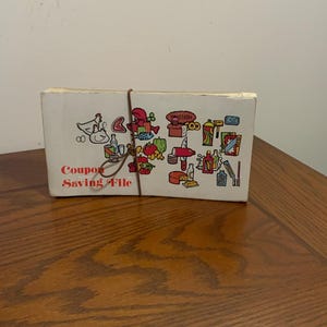1980 COUPON HOLDER, Chadwick Miller Akkordeon Coupon Spardatei, Kitschy Coupon Organizer