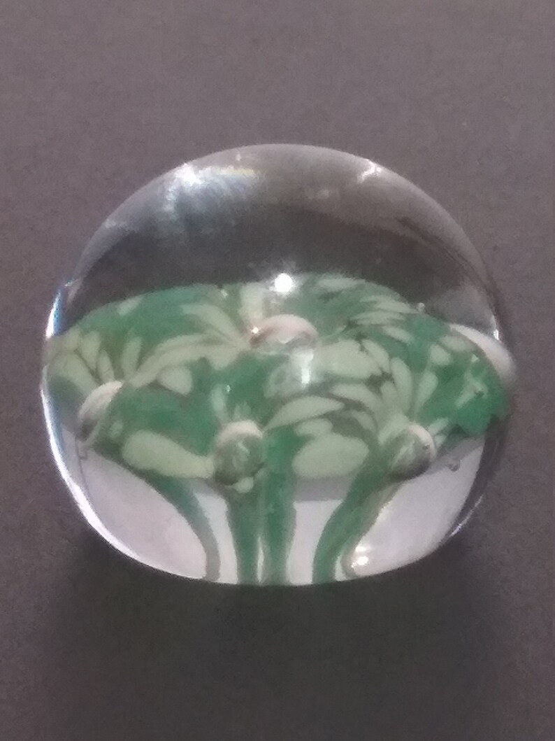 Pretty Round Trumpet FLOWERS GLASS PAPERWEIGHT, Bubble Glass Paperweight, Vintage Green Floral Paperweight, Collectible Art Glass, Office image 8