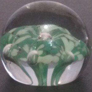 Pretty Round Trumpet FLOWERS GLASS PAPERWEIGHT, Bubble Glass Paperweight, Vintage Green Floral Paperweight, Collectible Art Glass, Office image 9