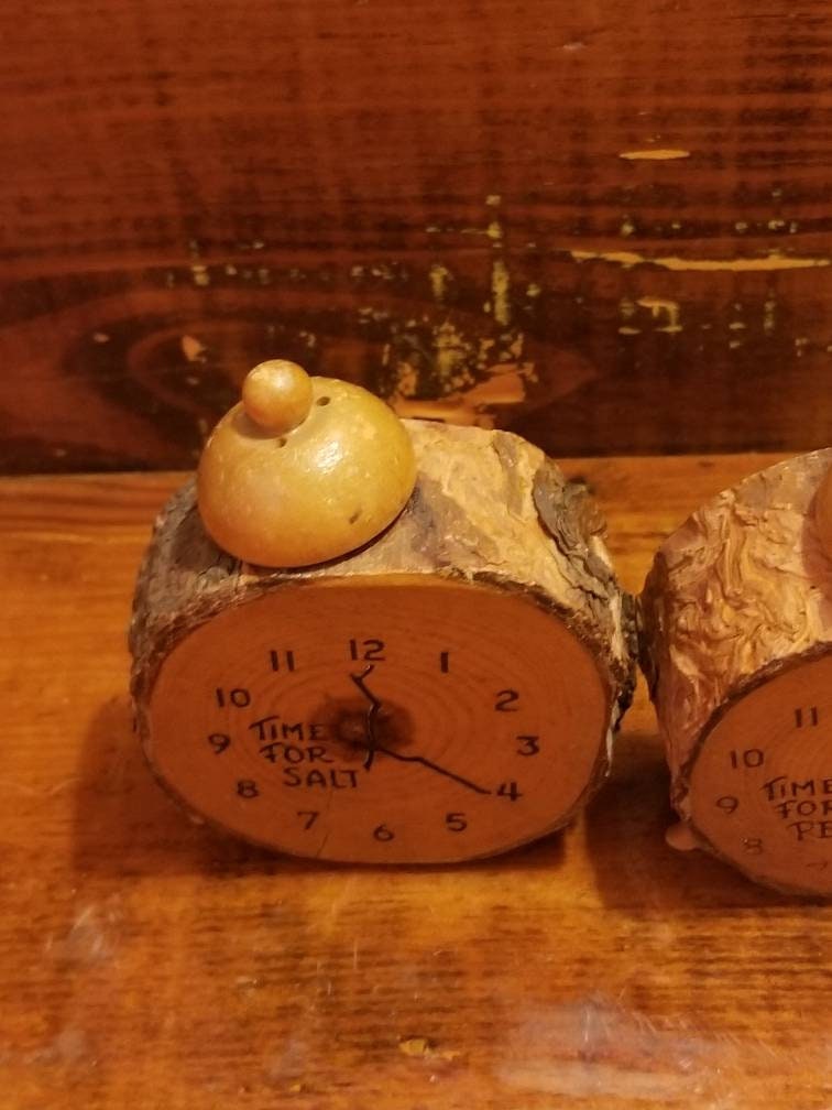 Vintage Wooden Log Slice Alarm Clock Time SALT & PEPPER Etsy