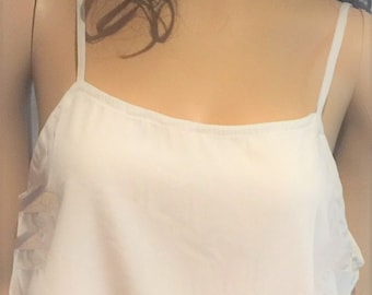 Camisola de rayón blanco: Camisola sin mangas con tirantes finos ajustables