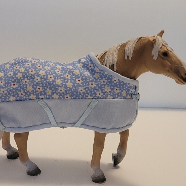 Blue Flower print Schleich Turn Out Blanket