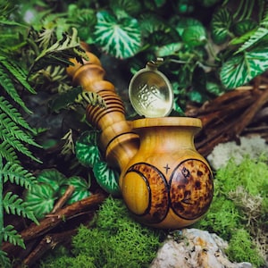 Witchy Pagan Triple Moon Phase Goddess Tobacco Pipe for Smoking