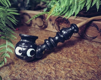 Black and White Witchy Pipe / Churchwarden / One of a Kind / Handpainted Handmade