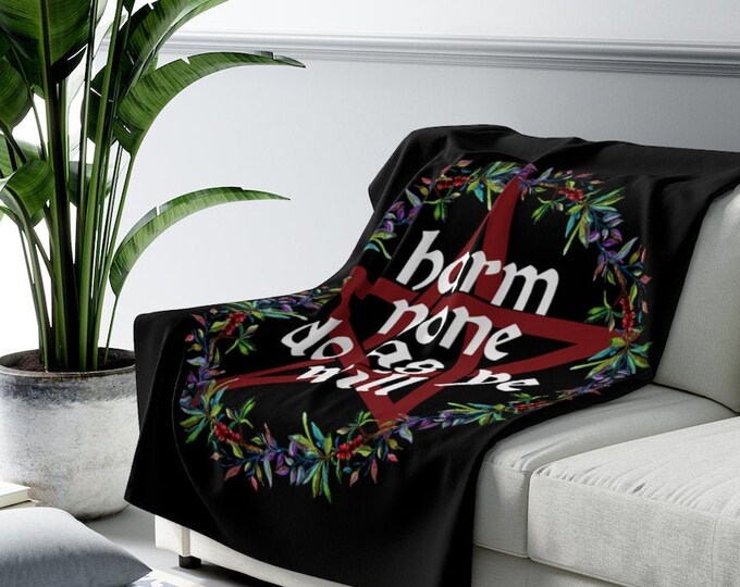 Wiccan Rede Pentacle Wreath Faux Sherpa Blanket / Harm None Do As Ye Will