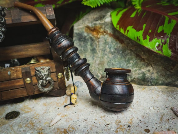 hobbit tobacco pipe Amazon.com: Handcrafted Churchwarden PearWood Hobbit Pipe Gandalf Wizard  Pipe Long Stem Wooden Tobacco Pipe 10