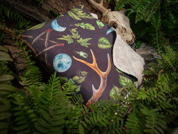Pagan Festival / Sherpa Fleece Blanket / Pentacle Moons & Nature