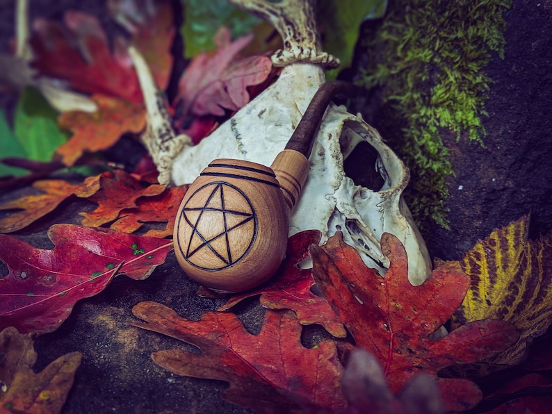 Pentacle Tobacco Pipe / Sherlock Pipe / Witchy Gifts / Wiccan Gifts / Wooden Pipe