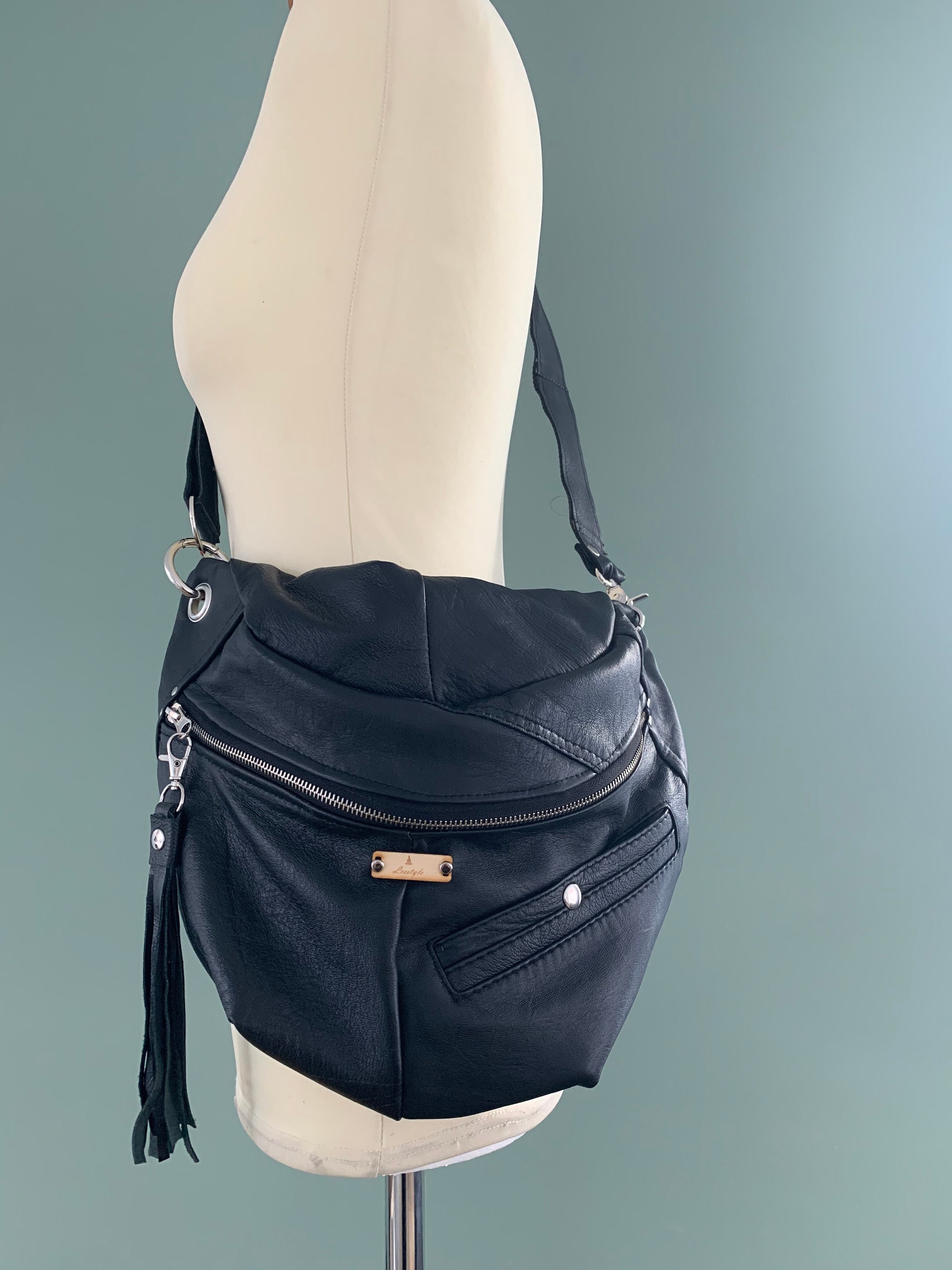 Fanny Pack crossbody bag medium size bumbag hobo bag black Leather