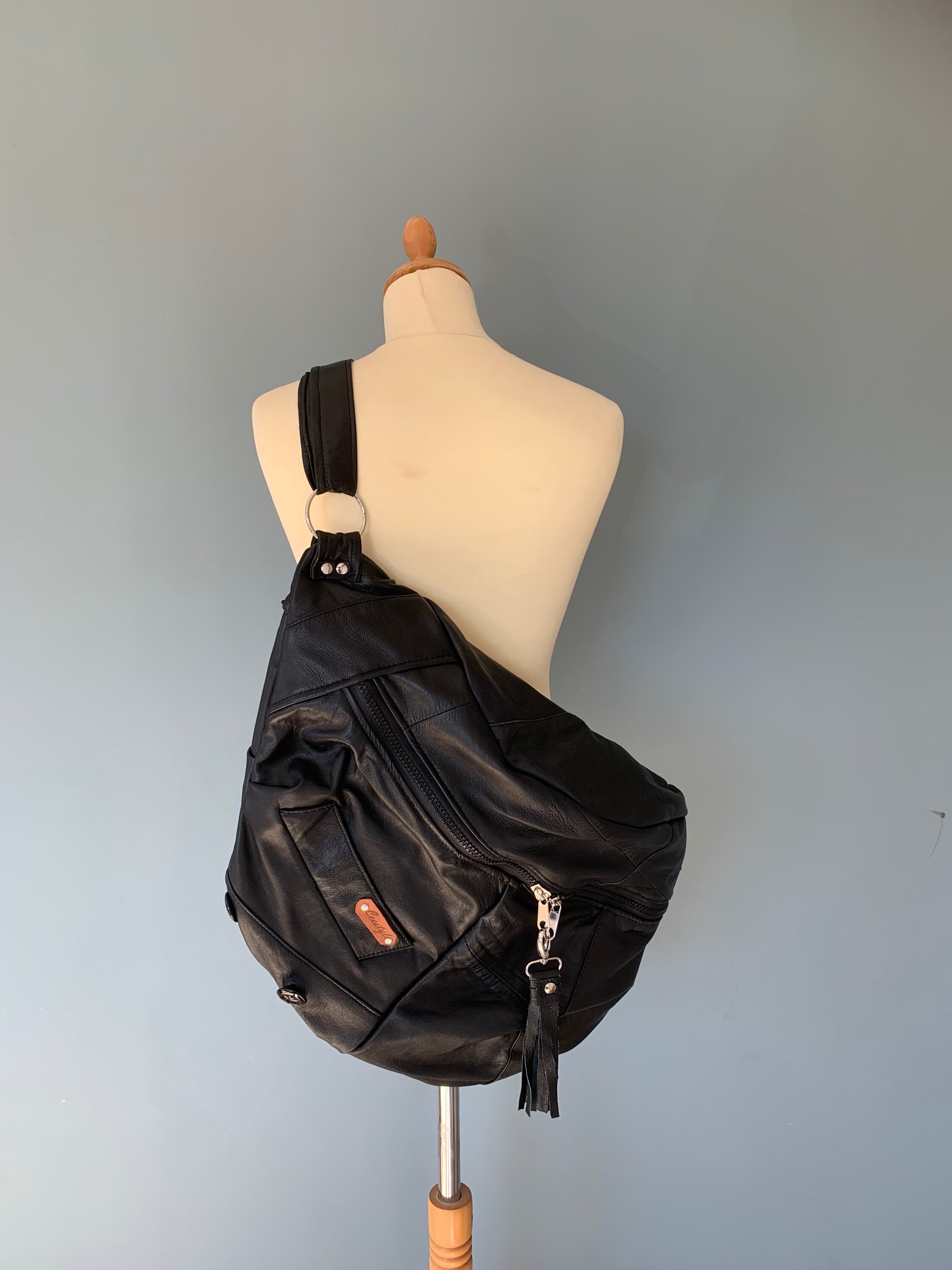 Fanny pack xxl oversize bumbag hobotas crossbodybag black leather