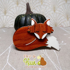 Broche pour vêtement renard, en résine, accessoire vêtement, broche renard, broche automne, accessoire automne, bijou renard, bijou animal, Marron