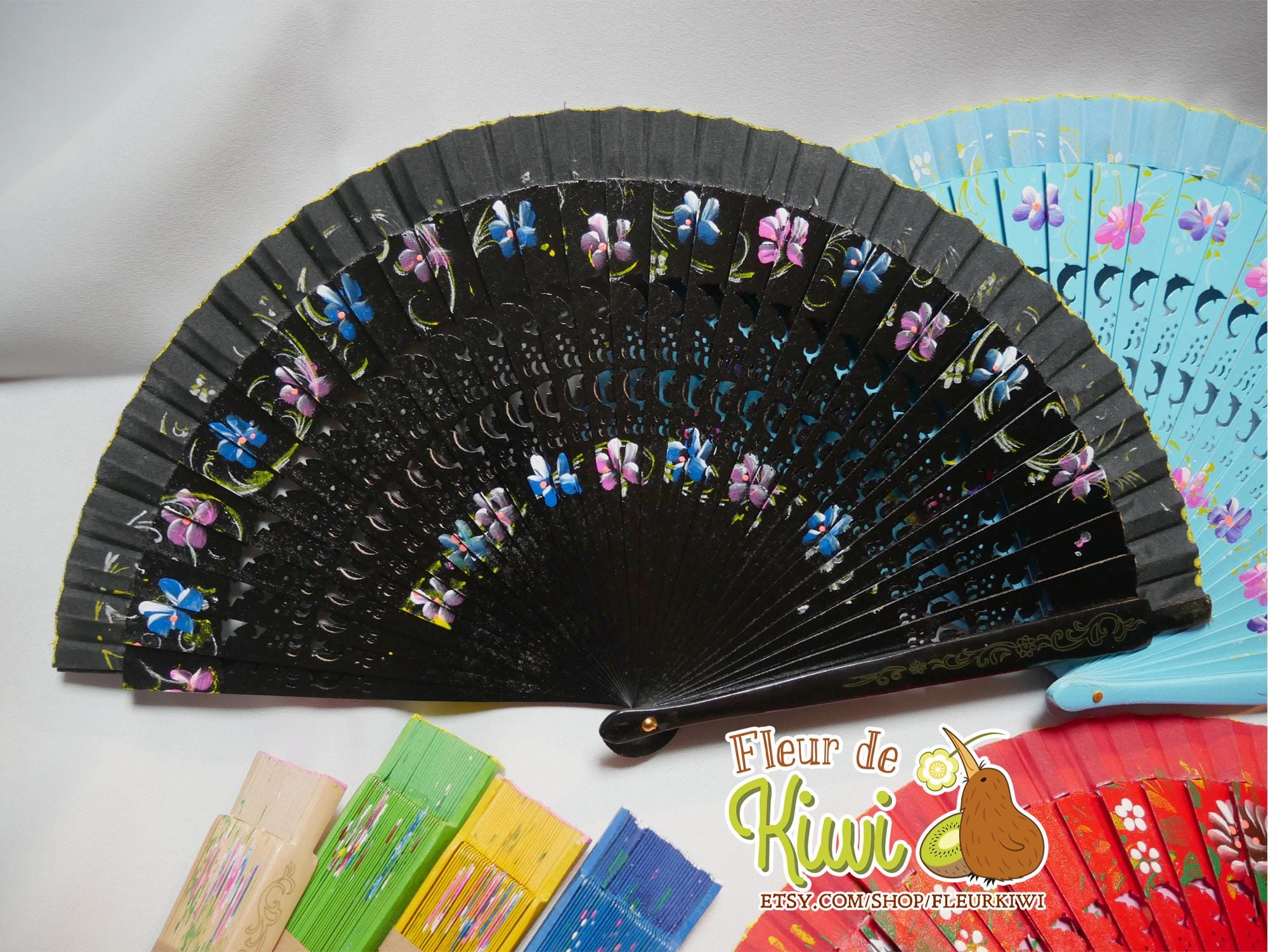 木製扇子、手描き、ギフトアイデア、エレガント、花柄、軽量扇子、夏